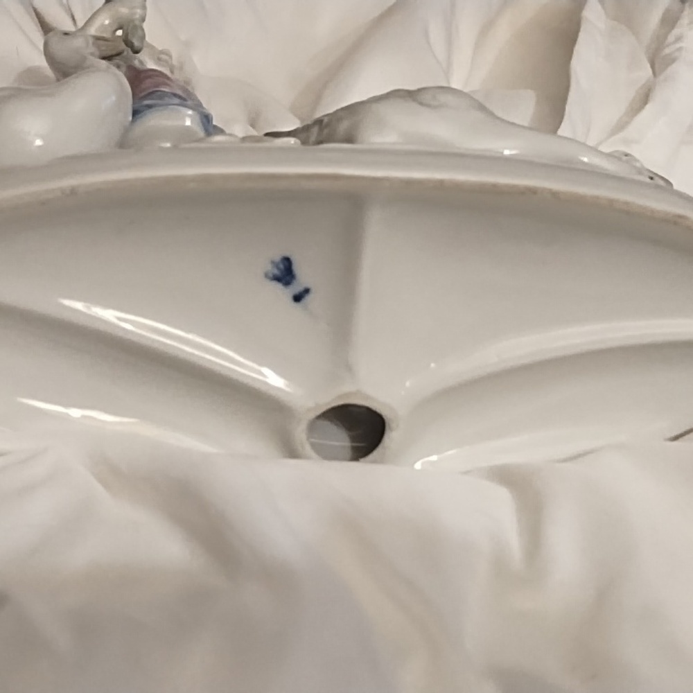 Antique German Porcelain Girl - Picture 3 of 4